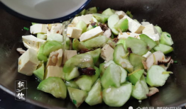 化妆品吃瓜爆料,吃瓜爆料背后的行业真相